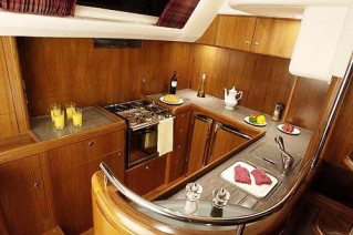 SY MUSTIQUE -  Galley sistership